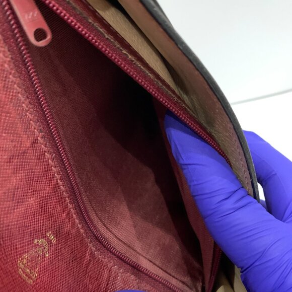 Gucci Brown Leather Clutch Bag Sku#84262 (gently used) - Picture 10 of 12